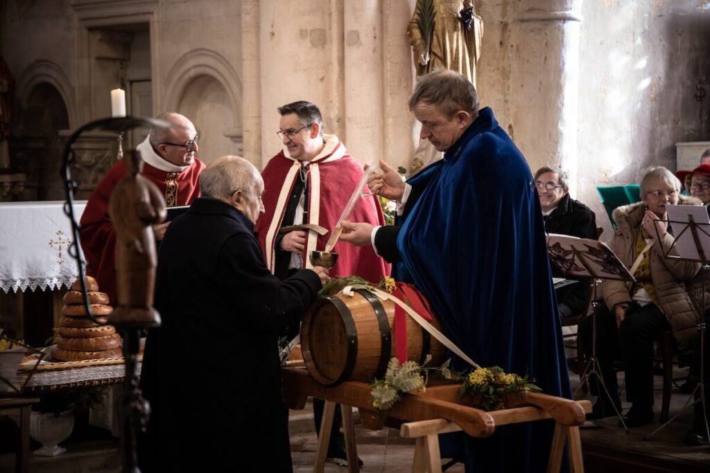Festa di Saint Vincent ad Ambonnay: il racconto del santo patrono in Champagne con i Vigneron della Confrérie de Saint Vincent d'Ambonnay.