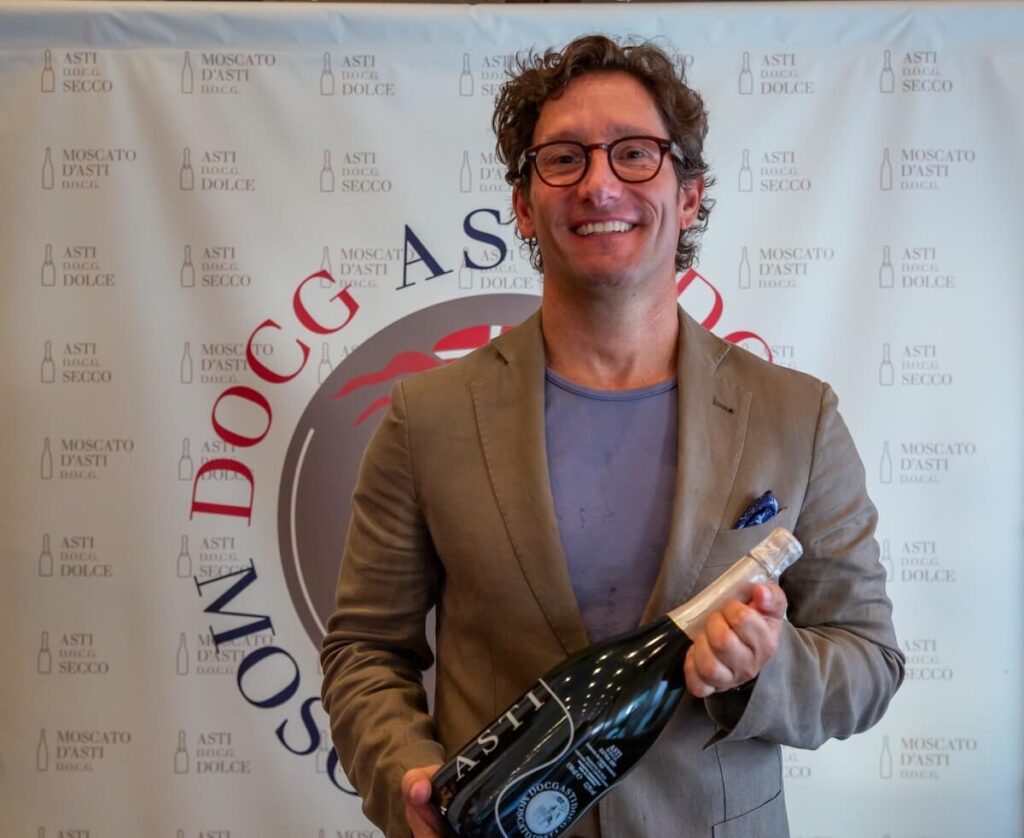 Asti DOCG: 2025 Down in Traditional Markets, China and Asia Take Off. Global sales in large‑scale distribution and retail: 75 million bottles