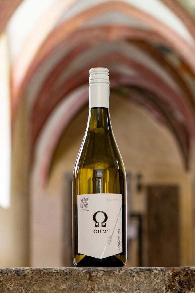 OHM2 Souvignier Gris arrives: new Piwi for the Insolitus Line the most innovative and revolutionary range of Abbazia di Novacella.