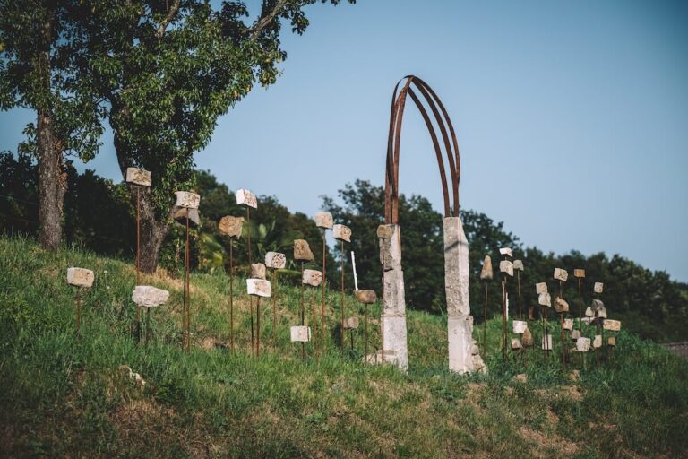 Ars Sine Finibus: Gradis’ciutta and Ferdinand join forces for a cross-border artistic project among the vineyards of Collio and Brda