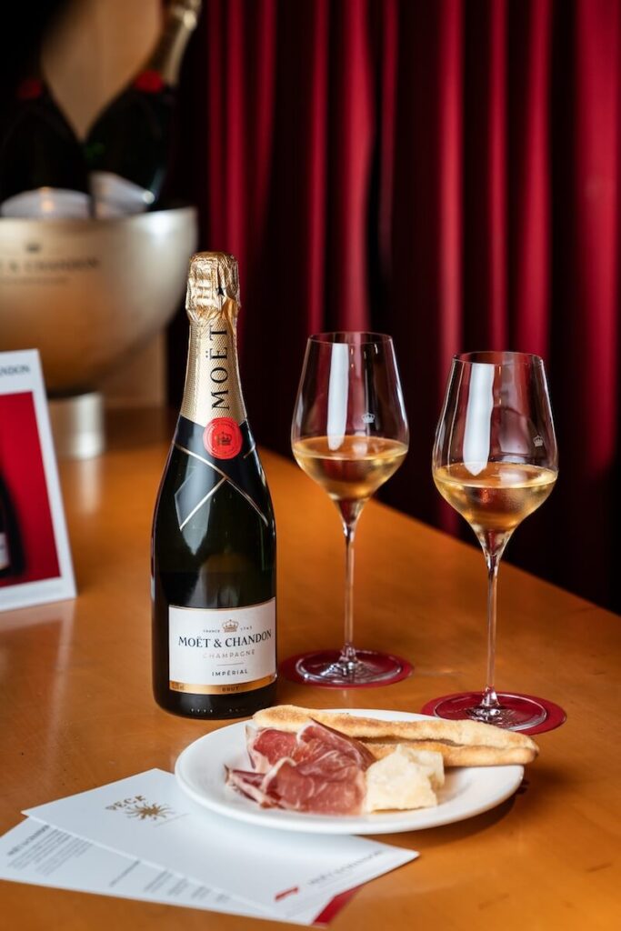 Moët & Chandon celebrates the Italian Grand Prix: toasts this weekend between Milan and Monza from September 5 to 7, 2025