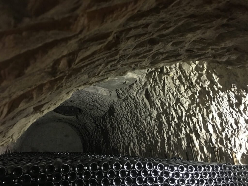 Champagne Tightens Volumes: Commercial Yield for the 2026 Harvest Set at 8,800 kg per Hectare as announced by the Comité Champagne