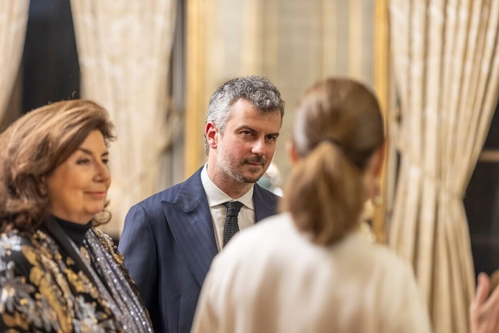 Sangue d’Oro Passito di Pantelleria “Fuori Carta”: Pasqua Wines Reimagines The Passito Tasting Experience at the Italian Embassy in Paris