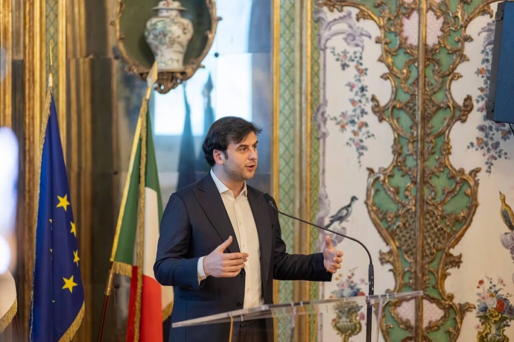 Sangue d’Oro Passito di Pantelleria “Fuori Carta”: Pasqua Wines Reimagines The Passito Tasting Experience at the Italian Embassy in Paris
