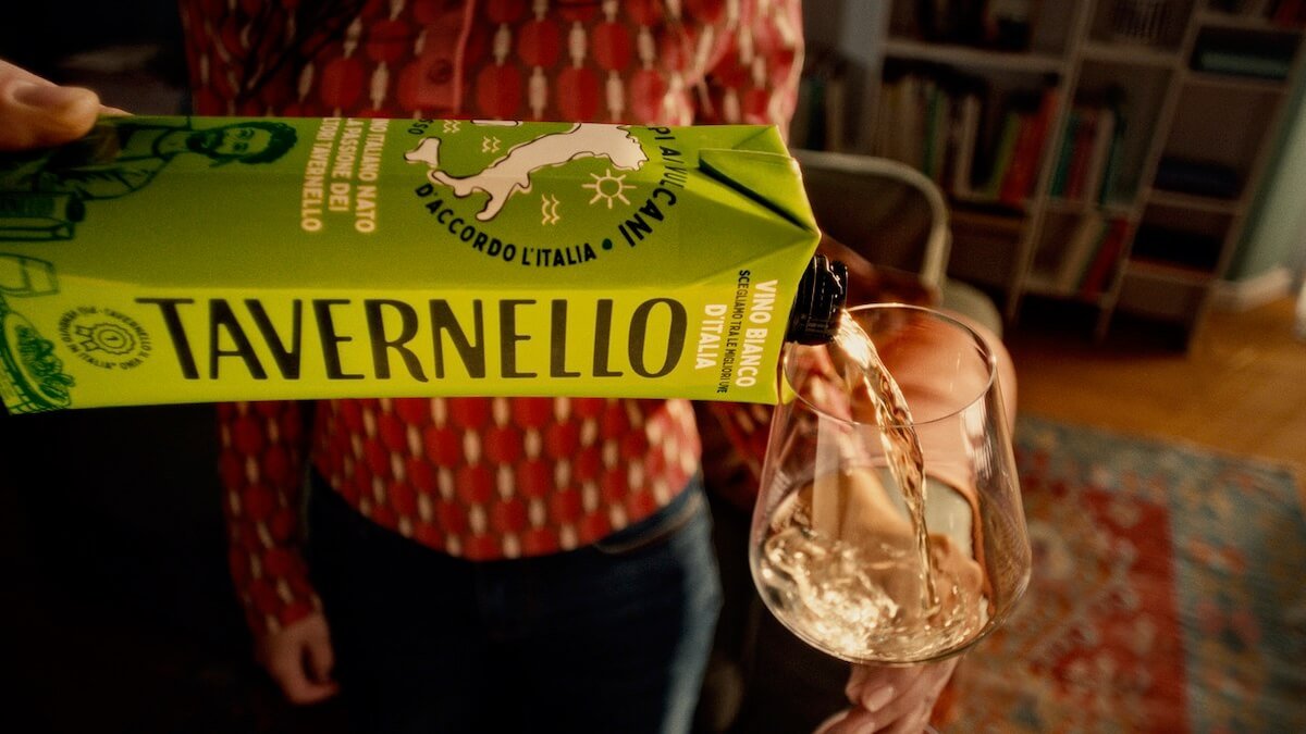 Caviro unveils the new era of Tavernello with refreshed packaging, a modern pop identity, and an omnichannel campaign starring Nino Frassica.