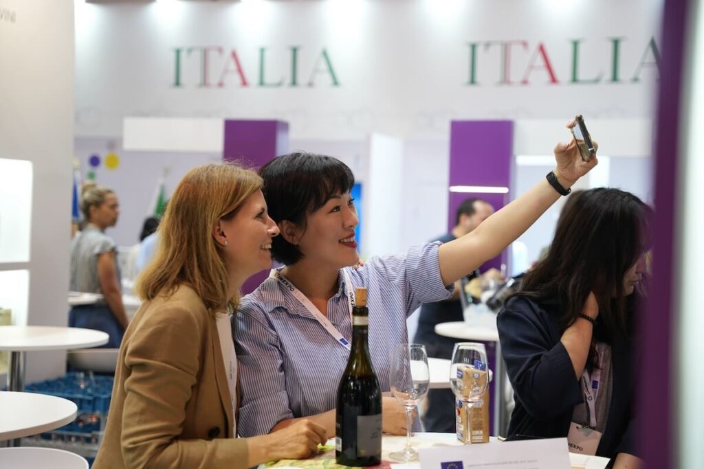 Vinexpo Asia is preparing to return to Hong Kong from 26 to 28 May 2026, reaffirming its role as a central meeting point for the wine