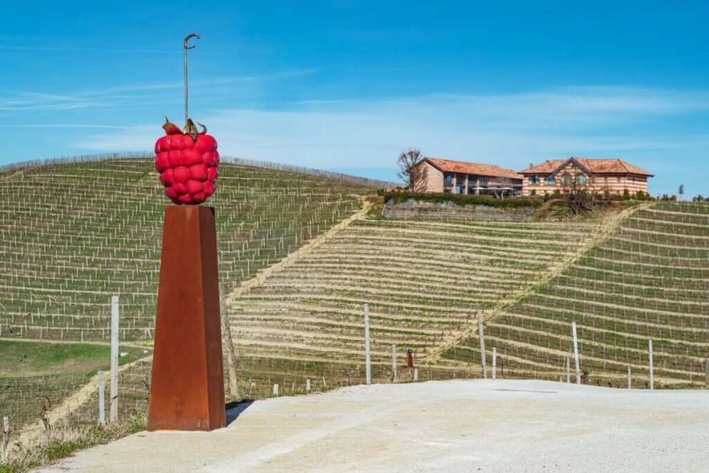 Fontanafredda: The Barolo della Tenacia Renaissance 2022 Arrives and the Comune di Serralunga d’Alba Crus Return