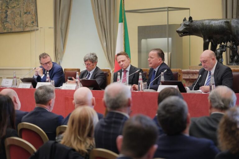 Vinitaly 2026 brings nearly 4,000 exhibitors and over 1,000 top buyers to Verona, confirming the fair’s role as a global hub for Italian wine