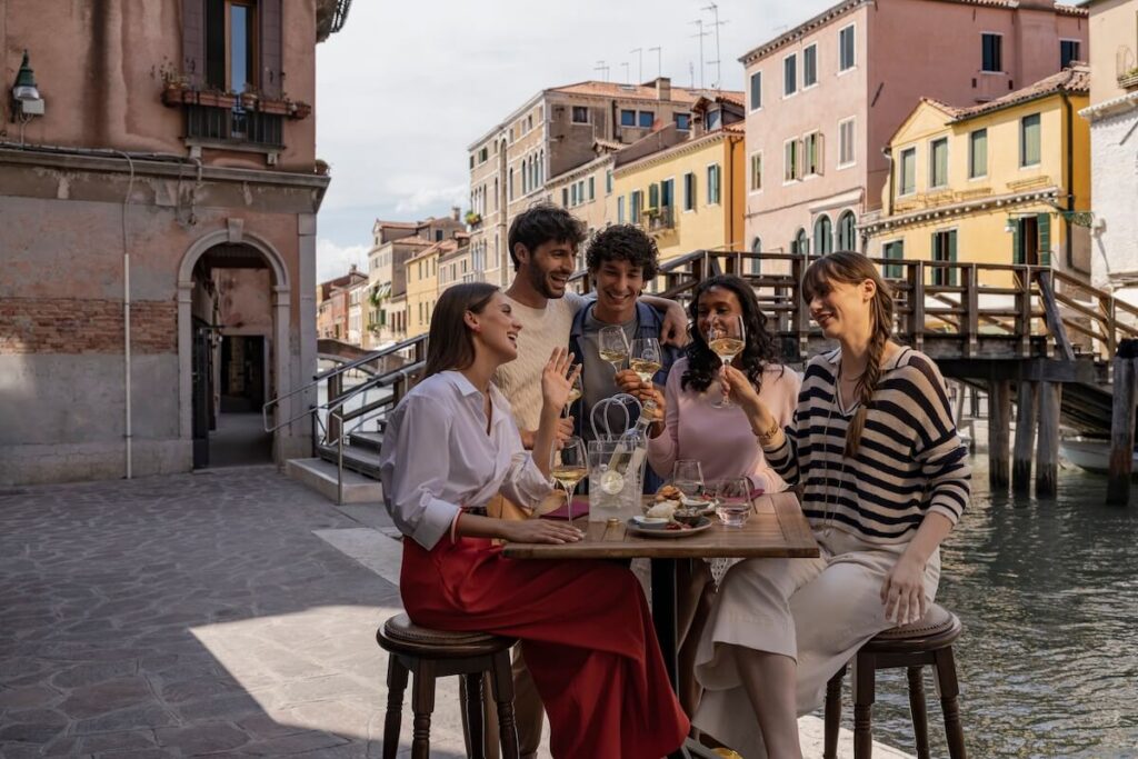 Pinot Grigio Doc delle Venezie: 2026 between global markets and the Giro d’Italia after the international stages from Wine Paris to Vinitaly