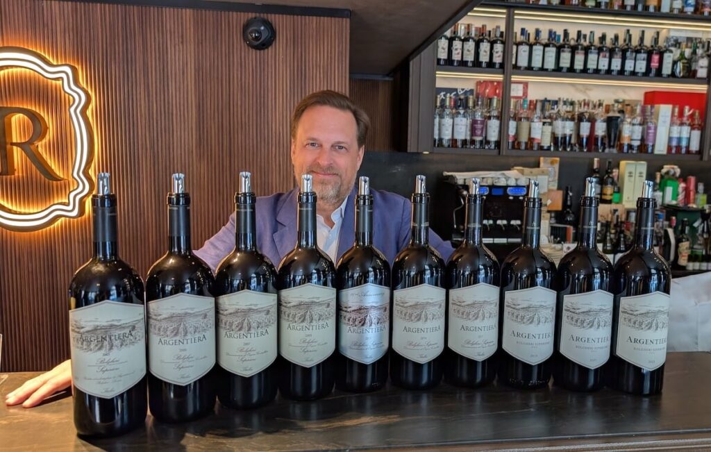 Argentiera marks 20 years of Bolgheri Superiore with a vertical tasting that retraces its evolution, identity and vision of ten key vintages.