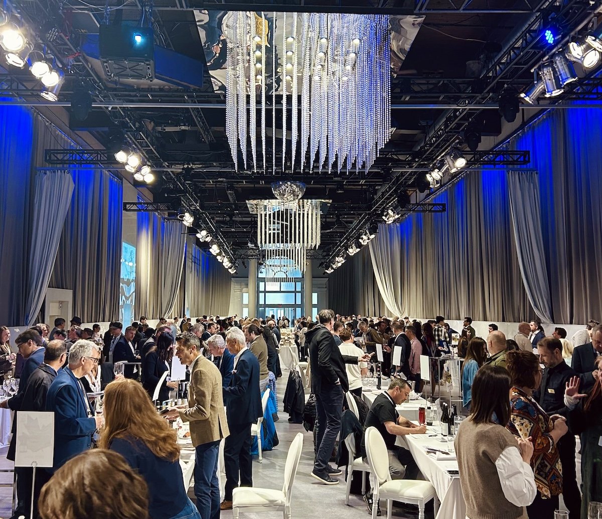 The first Canadian edition of the Barolo & Barbaresco World Opening draws 650 attendees and showcases 170 producers in Toronto.