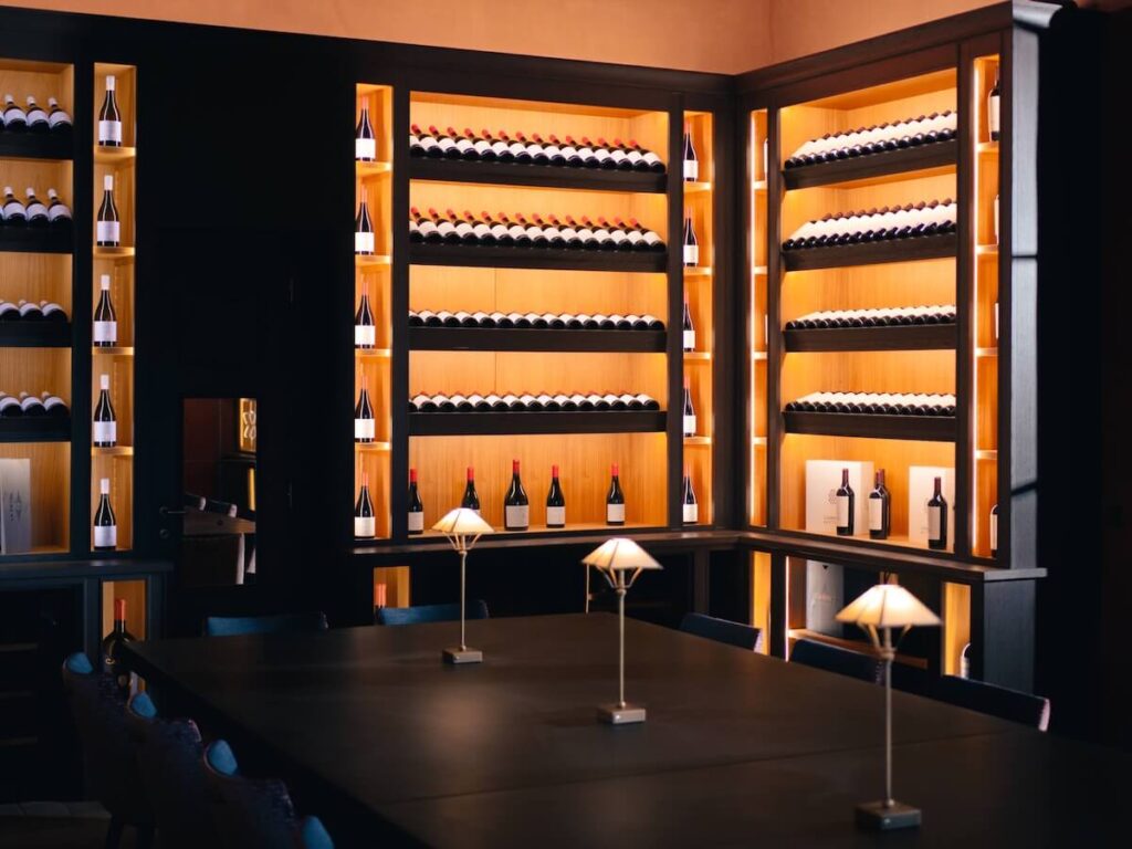 The new Cabreo Winery opens in Greve in Chianti: a €7‑million project by Ambrogio e Giovanni Folonari Tenute.