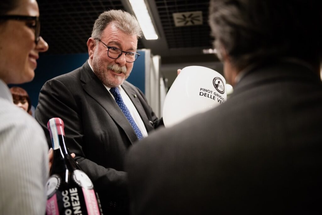 Pinot Grigio DOC Delle Venezie Takes the Podium: First Still Wine to Celebrate the Giro d’Italia 2026 as Official Wine