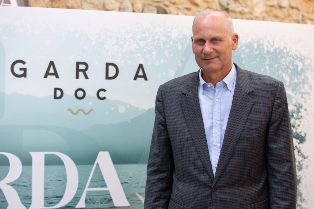 From June 3 to 5, Garda Wine Stories returns with conferences, tastings and masterclasses exploring Garda Doc.