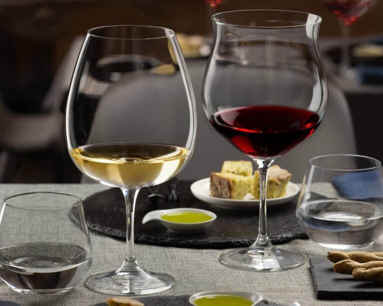RCR launches Magnum, the world’s largest wine glasses. A new shared‑format design for wine, mixology and contemporary dining.