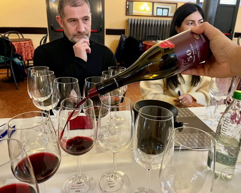 Vinchio Vaglio and the many souls of Barbera: Monferrato in the glass between old vines, Nizza and longevity in a tasting in Milan