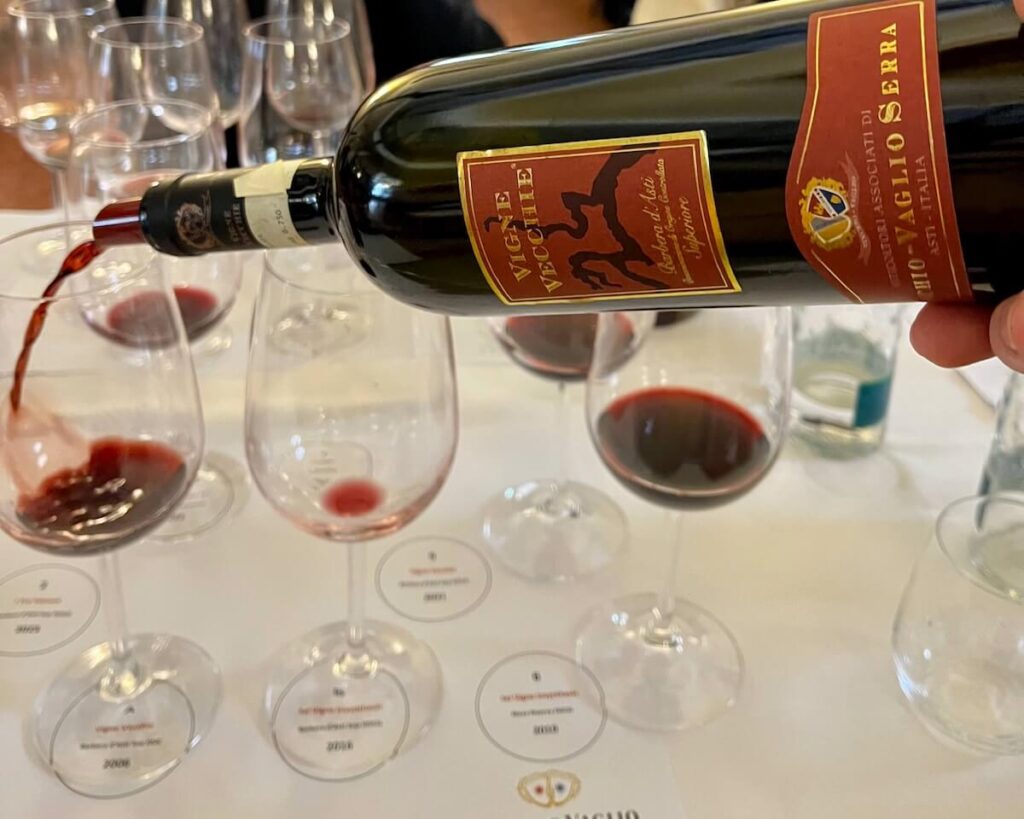 Vinchio Vaglio and the many souls of Barbera: Monferrato in the glass between old vines, Nizza and longevity in a tasting in Milan