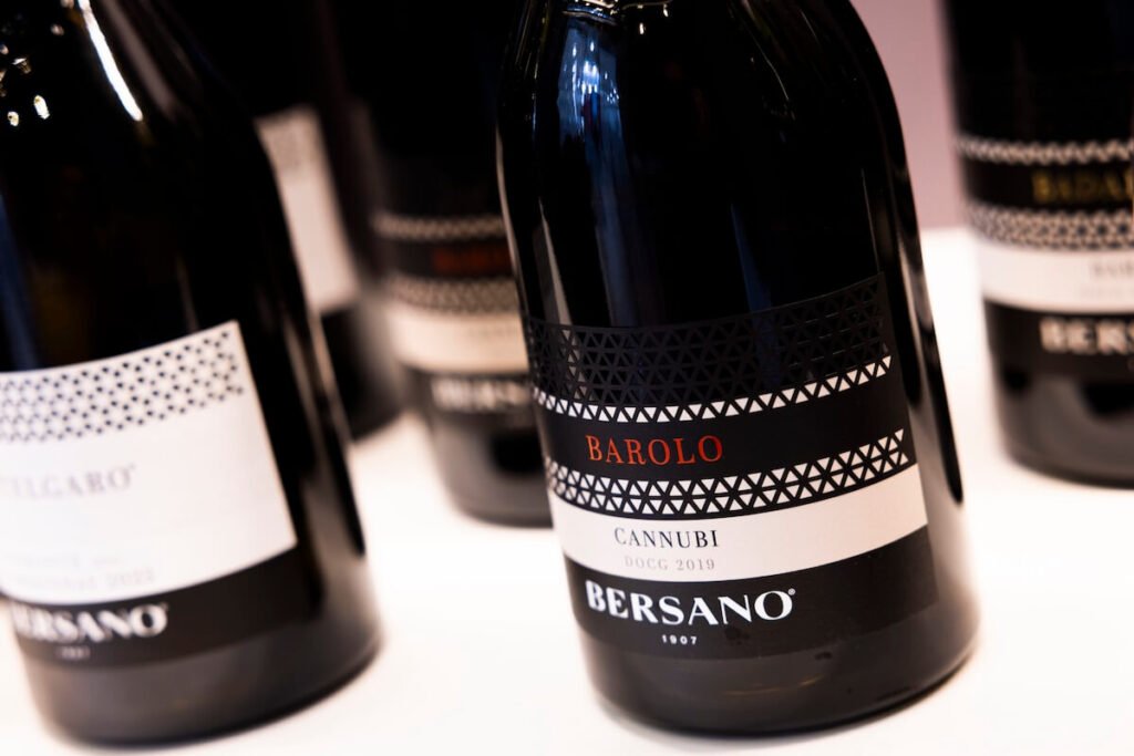 Bersano opens a new phase: the winery in Nizza Monferrato has unveiled the restyling of its most representative labels, the Icone