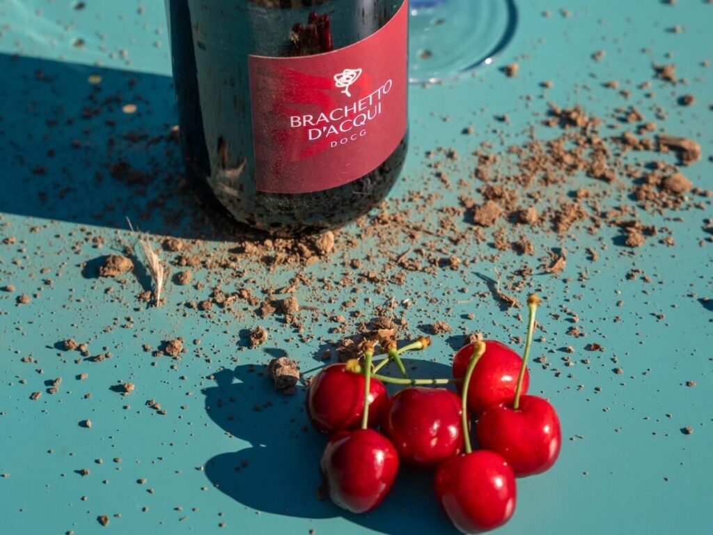 Brachetto d’Acqui Docg and Acqui Rosé lead the Consorzio’s summer 2026 strategy, entering beach clubs, hotels and Mediterranean hotspots.