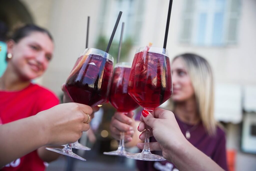 Brachetto d’Acqui Docg and Acqui Rosé lead the Consorzio’s summer 2026 strategy, entering beach clubs, hotels and Mediterranean hotspots.