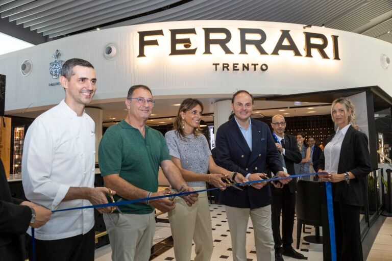Ferrari Trento Conquers Fiumicino: the New Spazio Bollicine Opens
