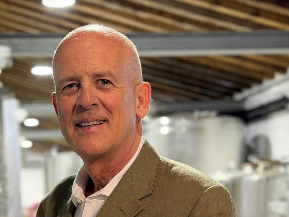 Freccianera opens a new era: Nicola Berlucchi leads the Franciacorta winery as Chairman toward the 2027 Centenary.