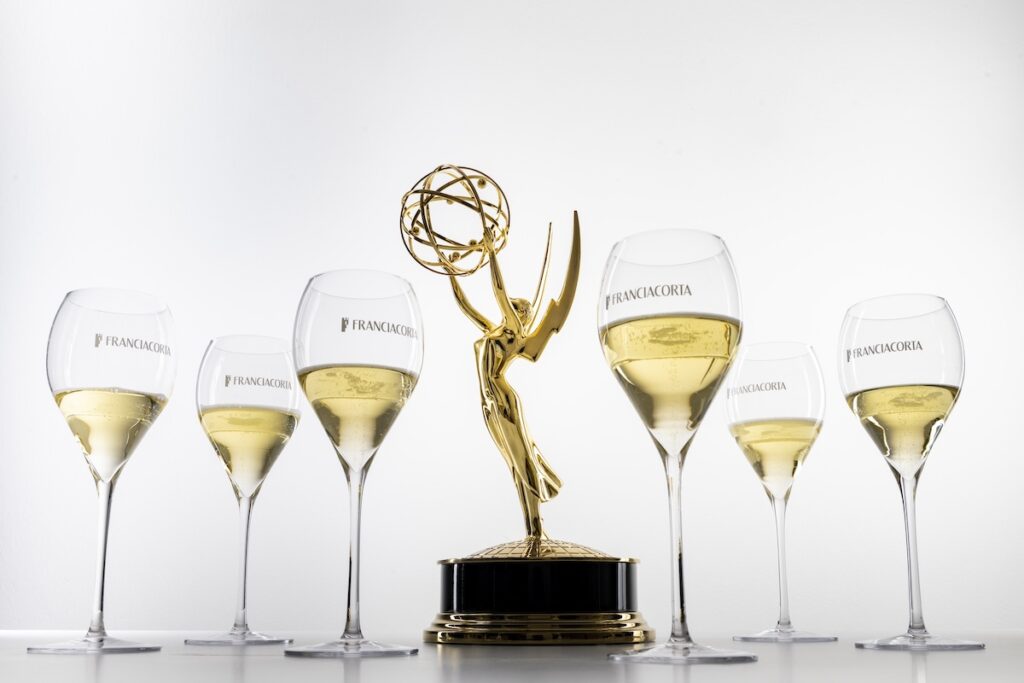 Franciacorta rinnova la partnership con gli Emmy Awards, accompagnando la Emmy Season 2026 in tutti i suoi eventi.